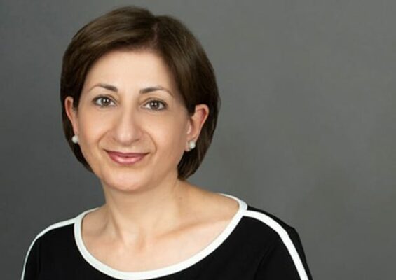 Fereshteh Majidiani Registered Psychotherapist